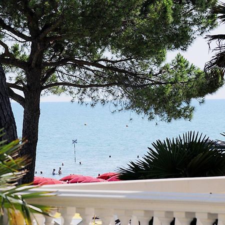 Residence Villa Marina Градо Экстерьер фото