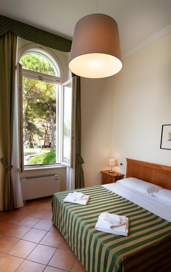 Residence Villa Marina Градо Экстерьер фото