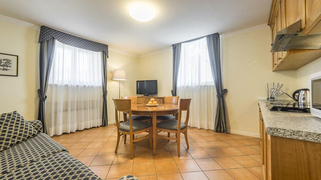 Residence Villa Marina Градо Экстерьер фото